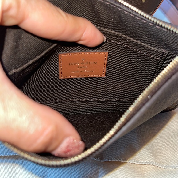Louis Vuitton Hobo bag - Picture 8 of 10